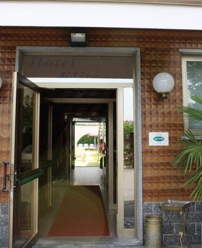 B&B The Sun Swimming & Pool Turín Exteriér fotografie